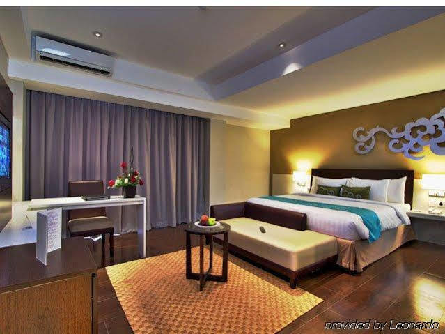Soll Marina Hotel & Conference Center Bangka Pangkal Pinang Exteriör bild