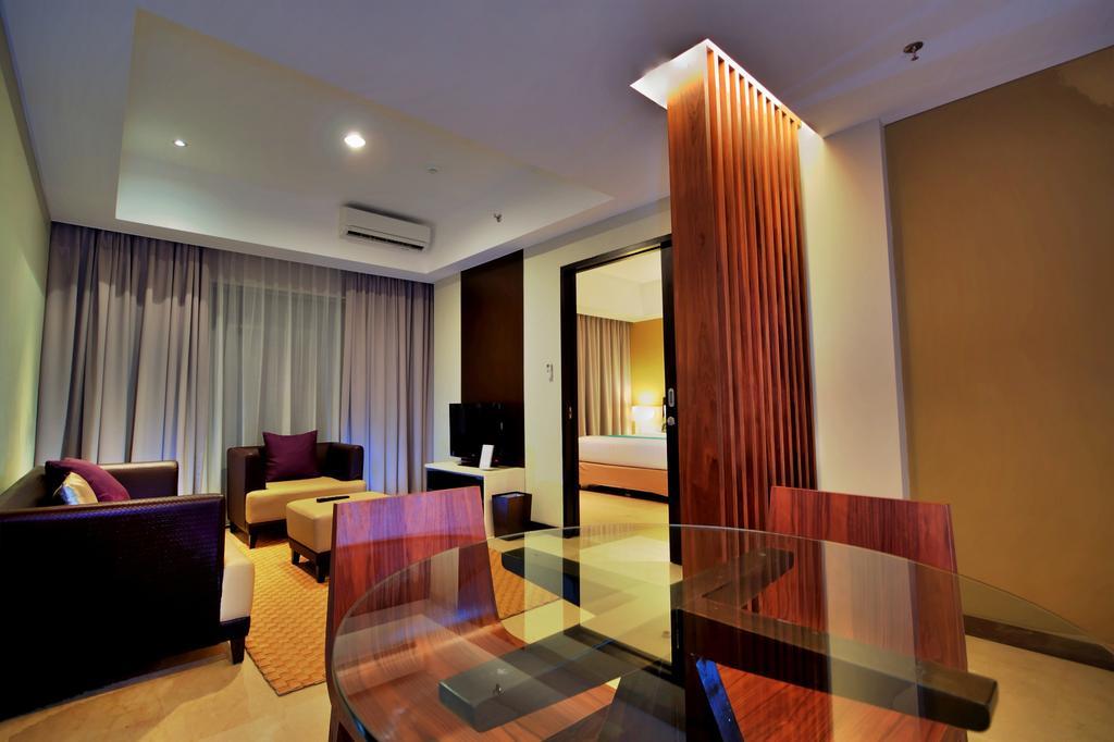 Soll Marina Hotel & Conference Center Bangka Pangkal Pinang Exteriör bild